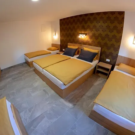Tara Apartment