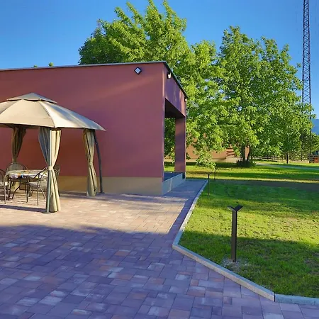 Apartman Tara *