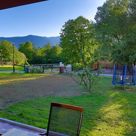 Tara Apartman *