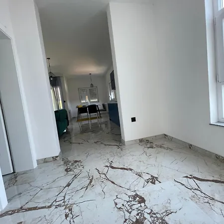 Διαμέρισμα Tara